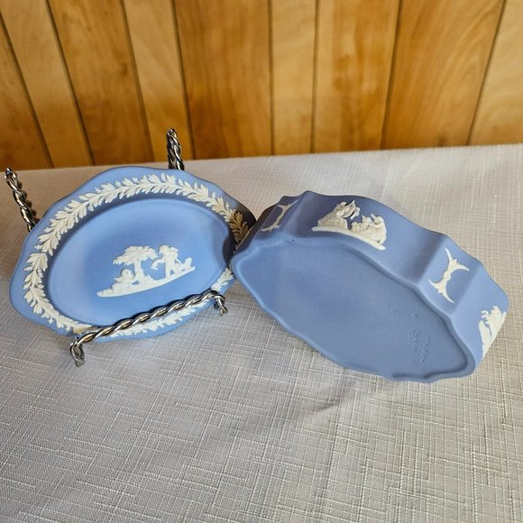 Wedgwood Accents Wedgwood Vintage Blue Trinket Candy Oval Dish